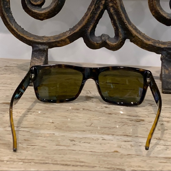 BURBERRY Sunglasses Burberry Plaid Case Included main image 6